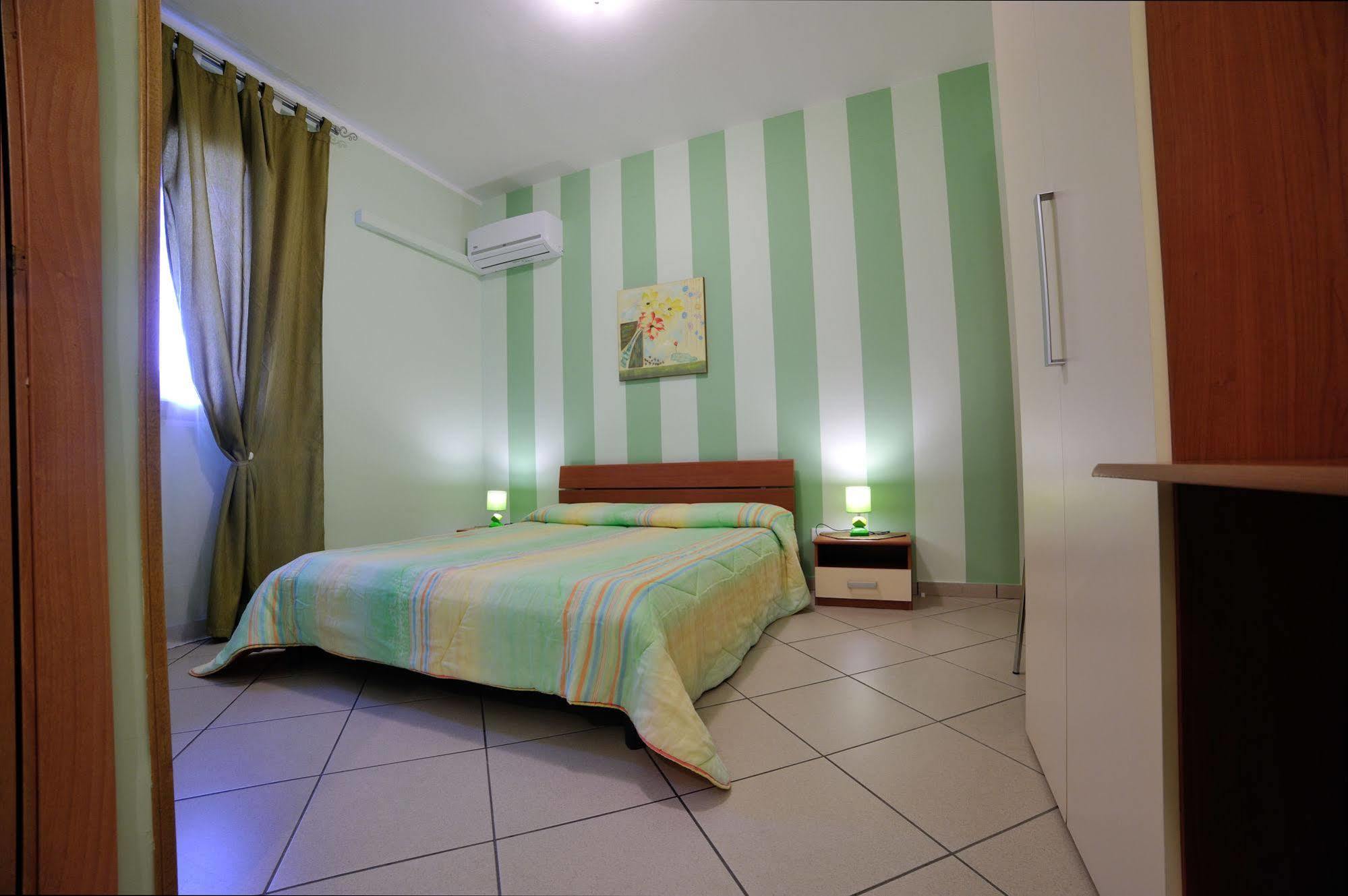 Green Garden Terrasini Extérieur photo